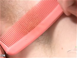 furry nubile Cyan Combs pubes